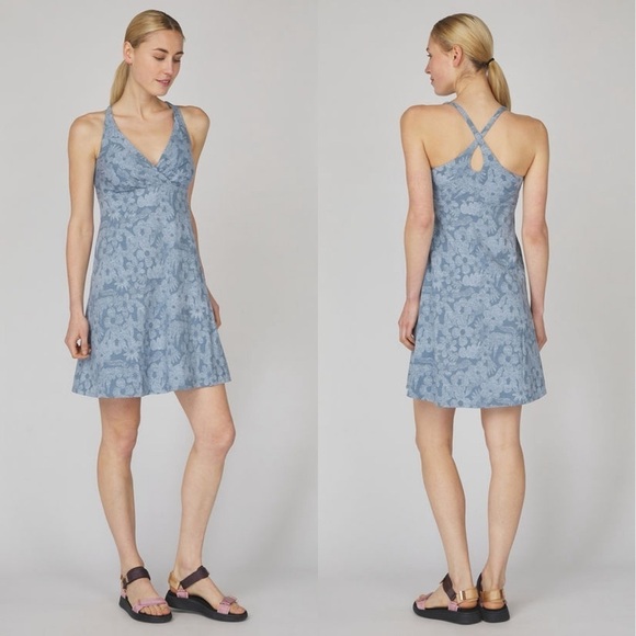 Patagonia Dresses & Skirts - Patagonia Amber Dawn Dress Light Plume Grey Women’s Small Floral Cross back